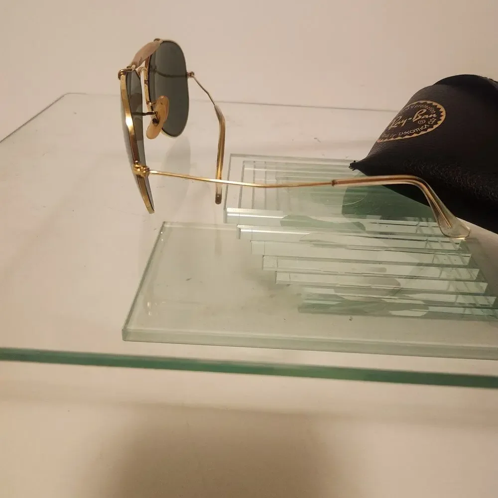Ray-Ban discover timeless